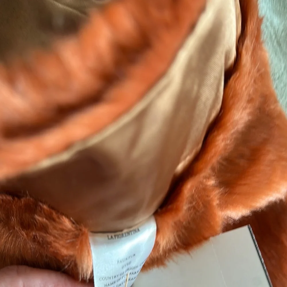 NWT La Fiorentina Burnt Orange Scarf Plush Wrap
